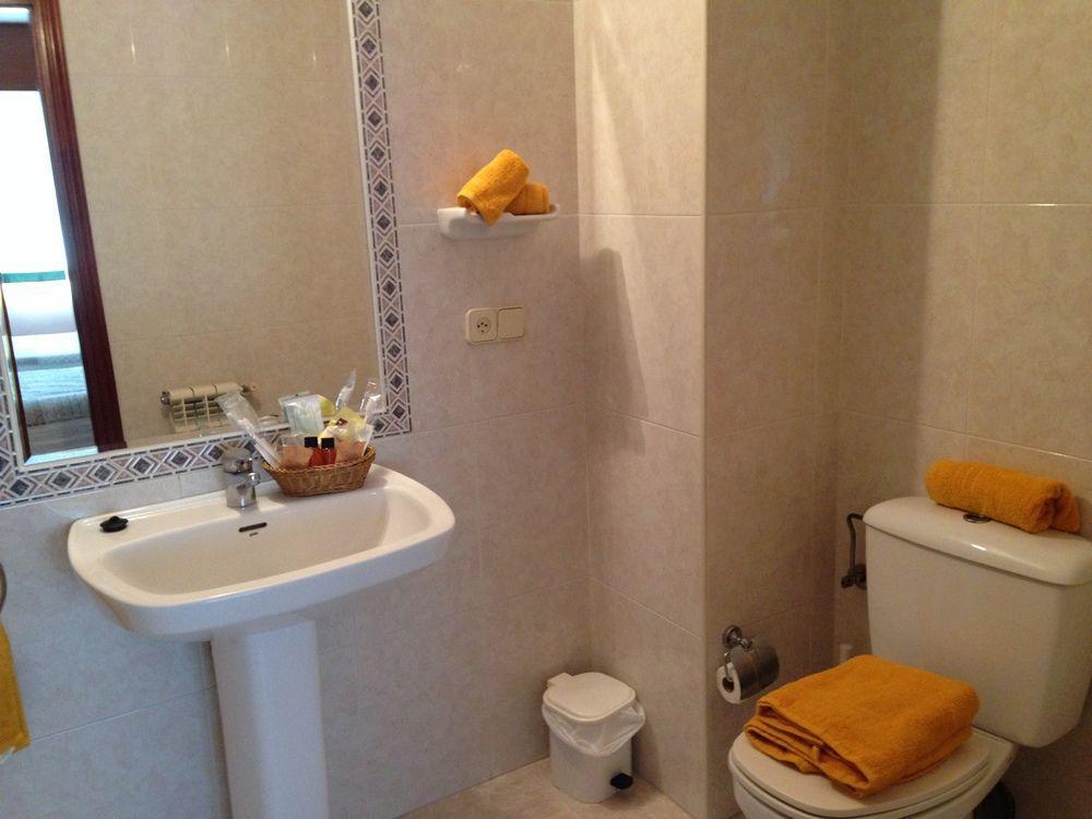 Hostal La Frontera 费罗尔 外观 照片